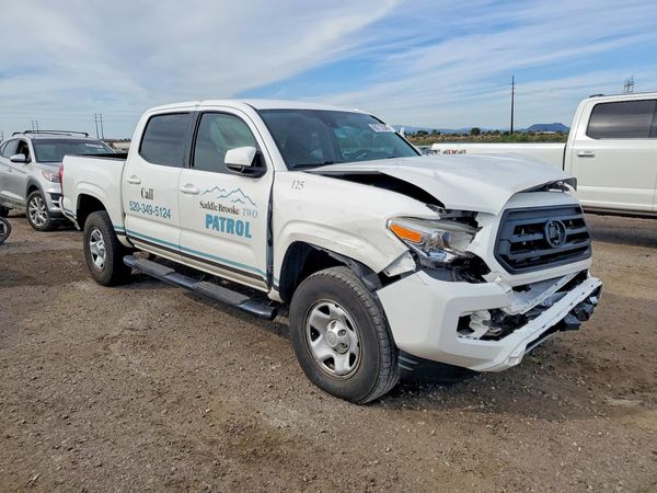 2022 TOYOTA TACOMA SR5 — Passenger 3/4