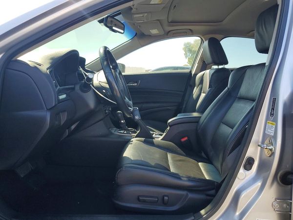 2013 ACURA ILX 20 PREMIUM — DENT