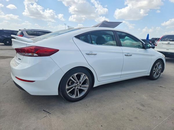 2017 HYUNDAI ELANTRA