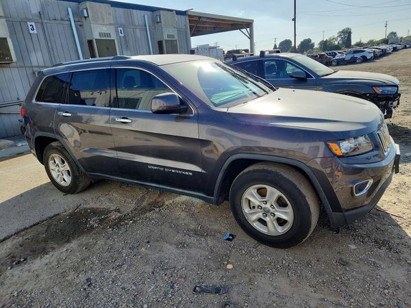 2014 JEEP CHEROKEE Laredo — Passenger 3/4