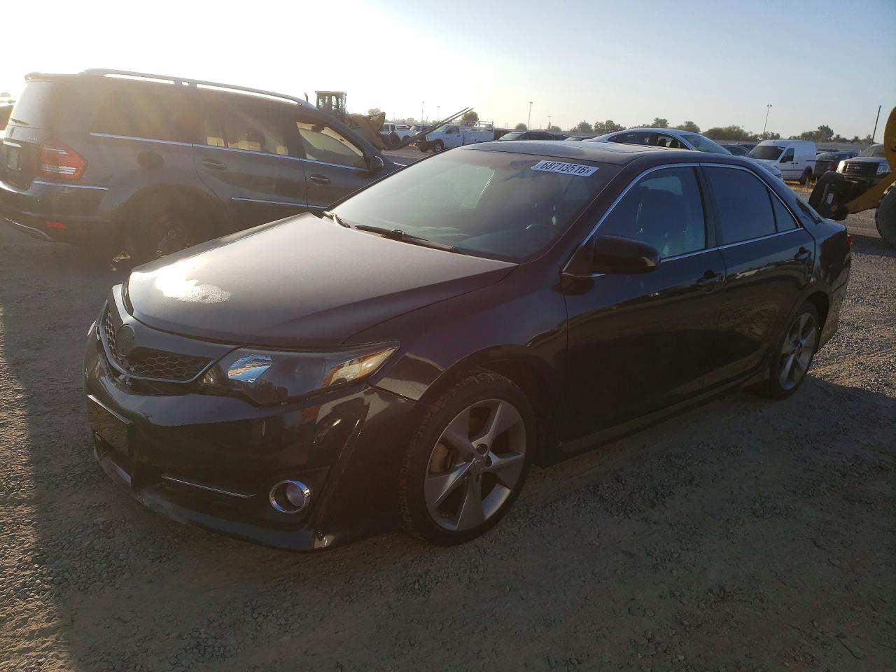 2012 TOYOTA CAMRY — Front 3/4