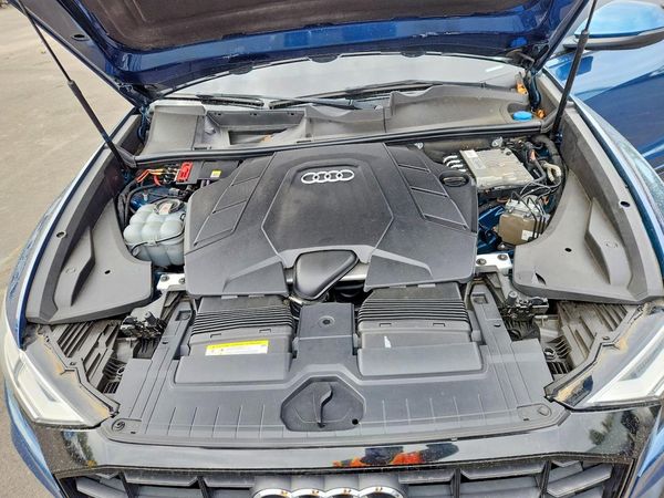 2019 AUDI Q8