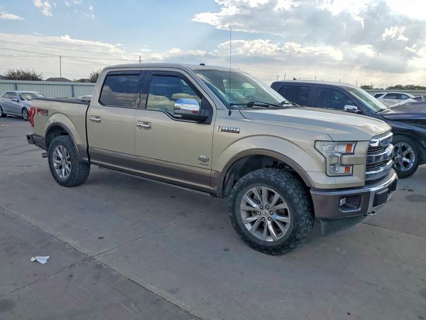 2017 FORD F150 SuperCrew — Passenger 3/4