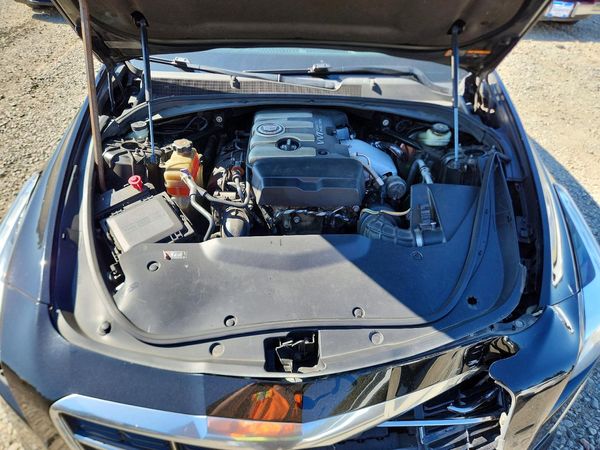 2014 CADILLAC CTS — Engine bay