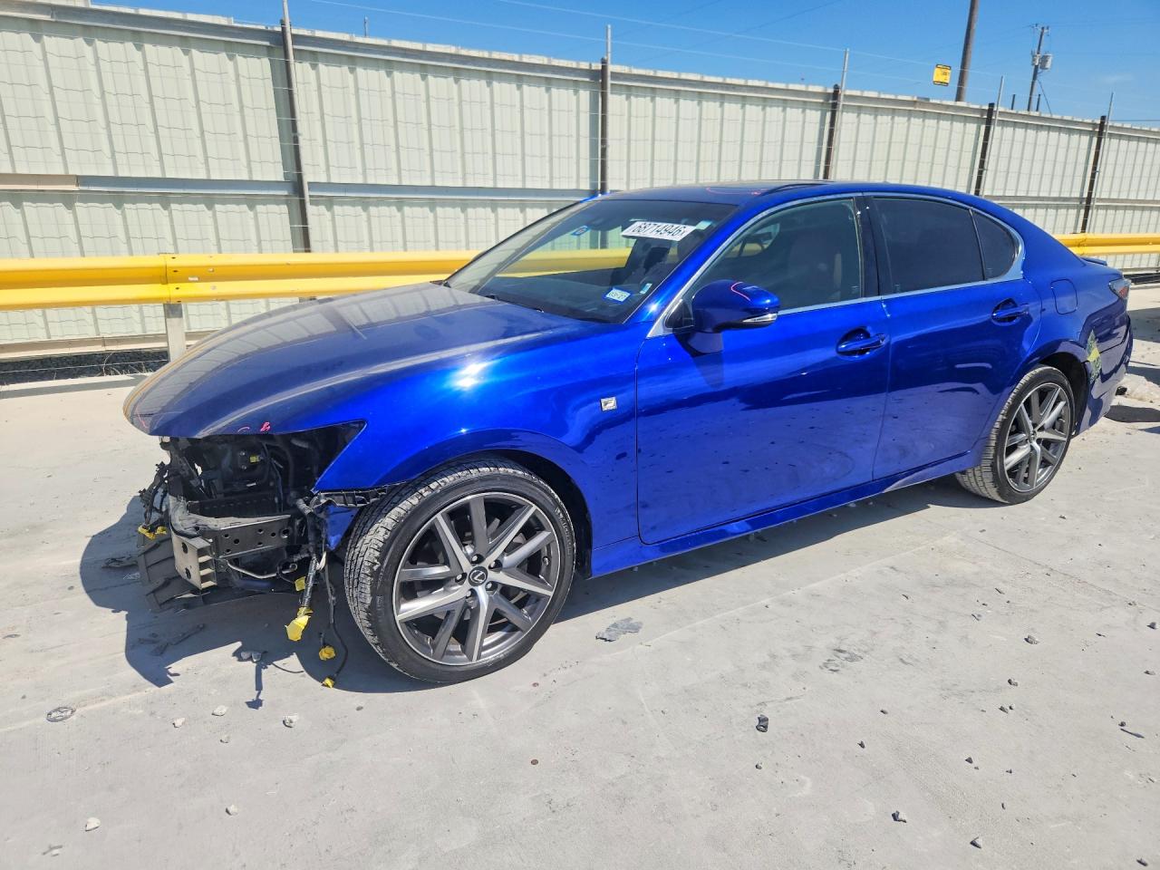 2020 LEXUS GS 350 F Sport — Front 3/4