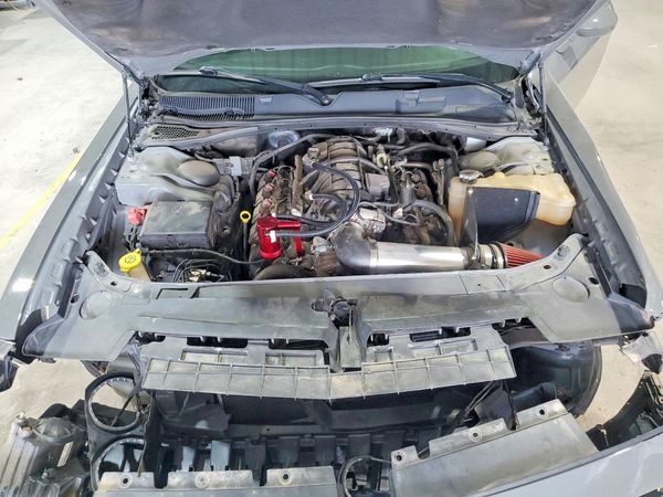 2018 DODGE CHALLENGER — Engine bay