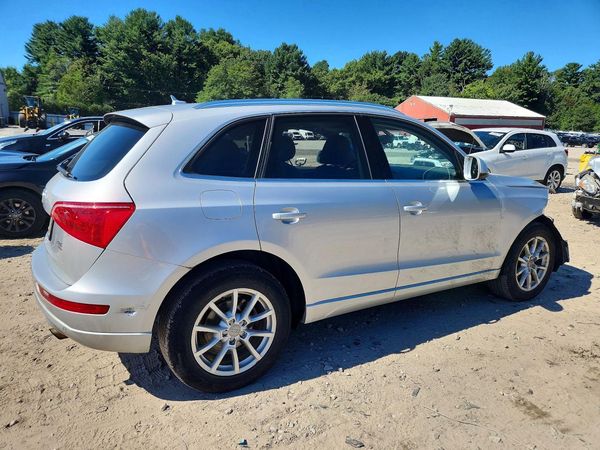 2012 AUDI Q5 Premium Plus
