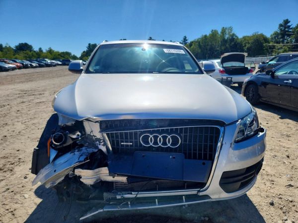 2012 AUDI Q5 Premium Plus