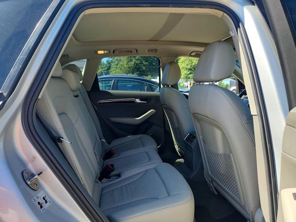 2012 AUDI Q5 Premium Plus