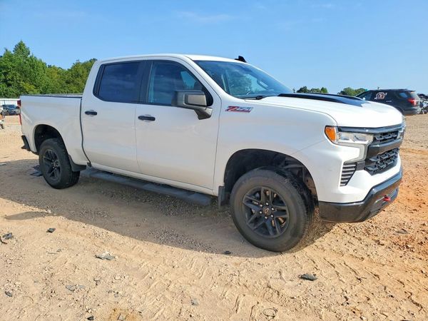 2022 CHEVROLET SILVERADO Trail Boss - LT — Passenger 3/4