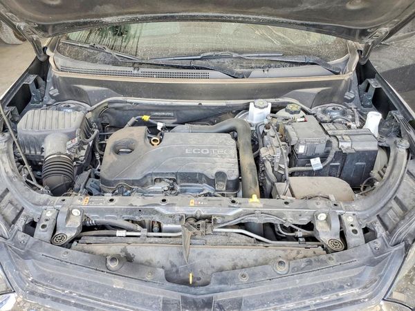 2021 CHEVROLET EQUINOX LS — Engine bay