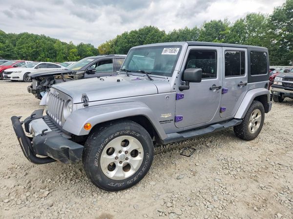 2015 JEEP WRANGLER UNLIMITED — Front 3/4