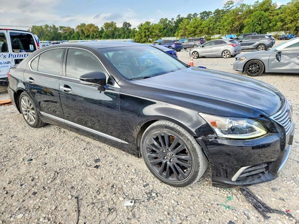 2017 LEXUS LS — Passenger 3/4