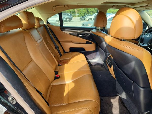 2017 LEXUS LS — PSRS