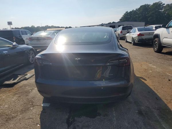 2018 TESLA MODEL 3 — DIRR