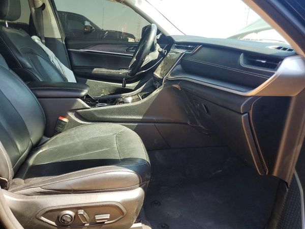 2021 JEEP GRAND CHEROKEE — DENT