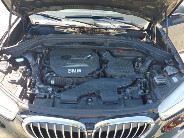 2016 BMW X1 xDrive28i — Engine bay