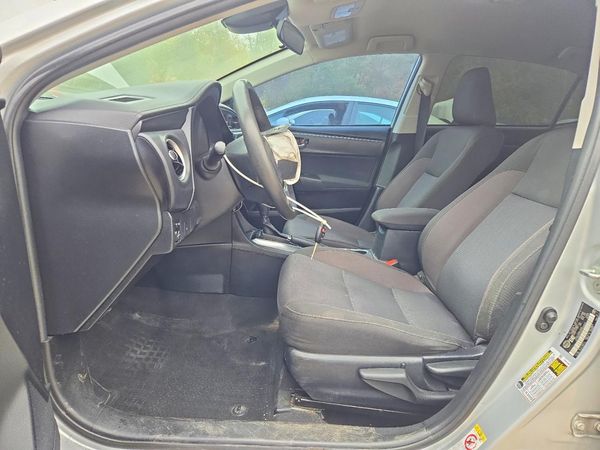 2017 TOYOTA COROLLA — DENT