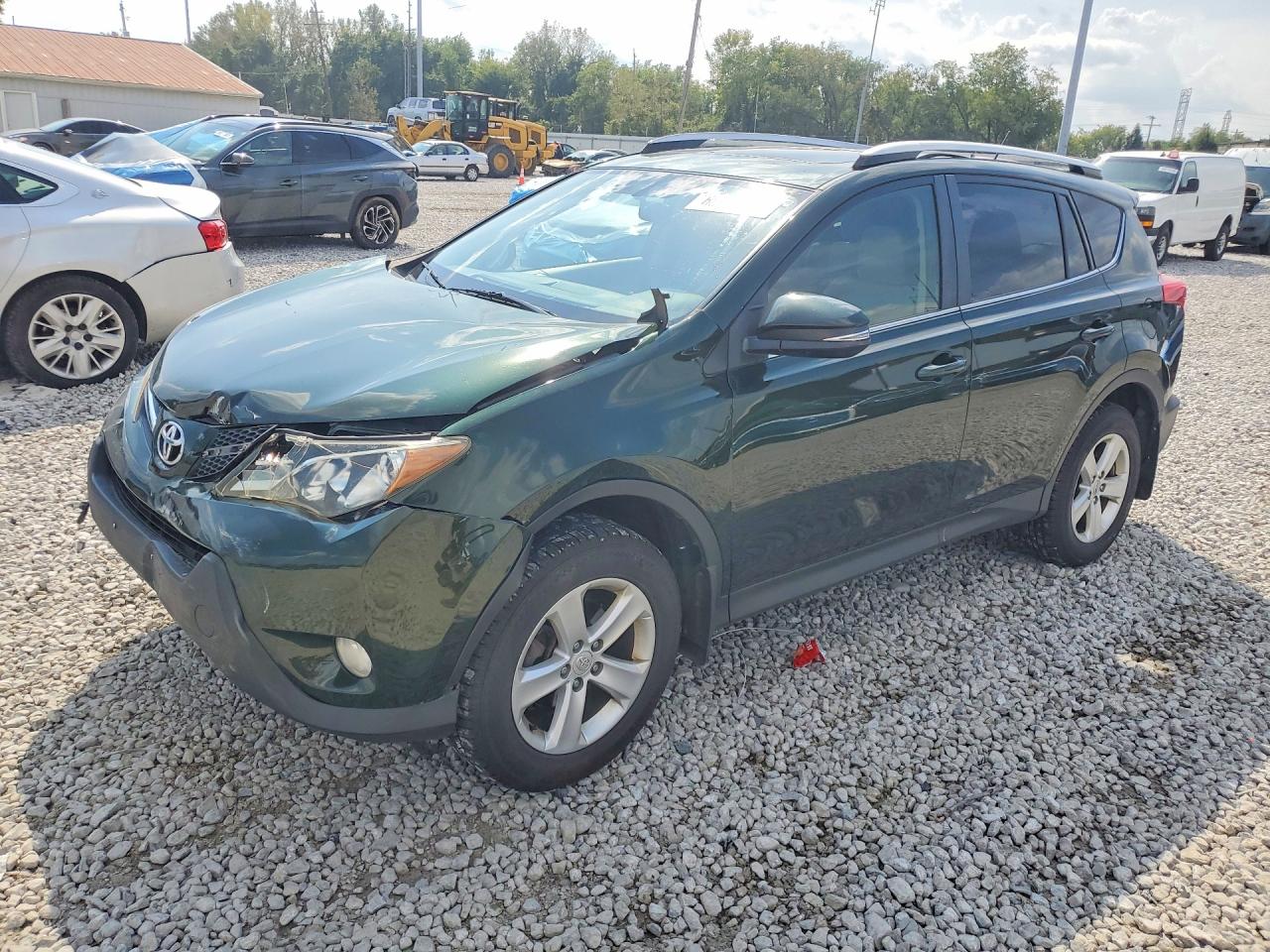 2013 TOYOTA RAV4 Sports — Front 3/4
