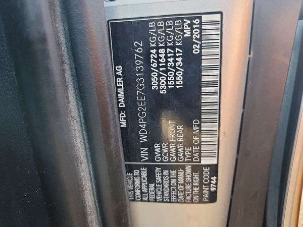 2016 MERCEDES-BENZ METRIS — VINS
