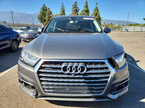 2017 AUDI Q7 quattro Prestige — DIRF