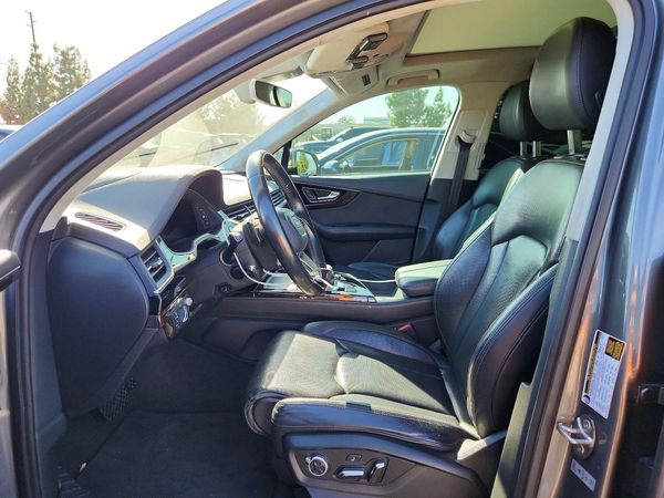 2017 AUDI Q7 quattro Prestige — DENT