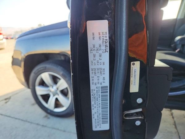 2015 JEEP COMPASS Sport — VINS