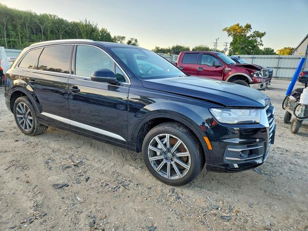 2017 AUDI Q7 quattro Premium Plus — Passenger 3/4