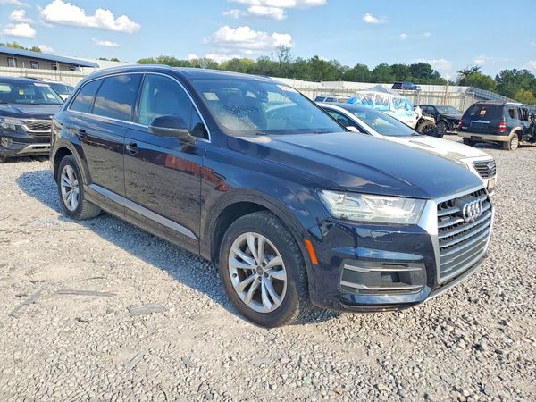 2017 AUDI Q7 quattro Premium Plus
