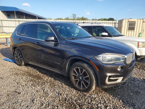 2017 BMW X5 xDrive50i — Passenger 3/4