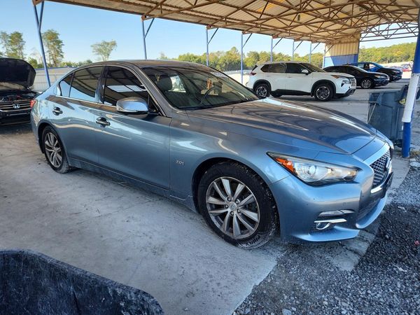 2017 INFINITI Q50 — Passenger 3/4