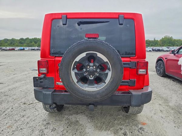 2014 JEEP WRANGLER UNLIMITED SAHARA 4X4