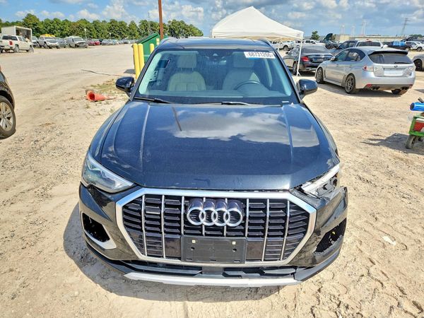 2020 AUDI Q3 quattro Premium — DIRF
