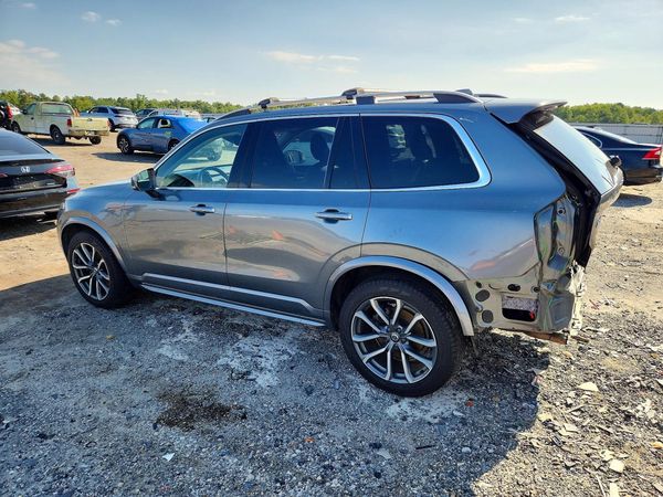 2019 VOLVO XC90 Momentum — DSRA