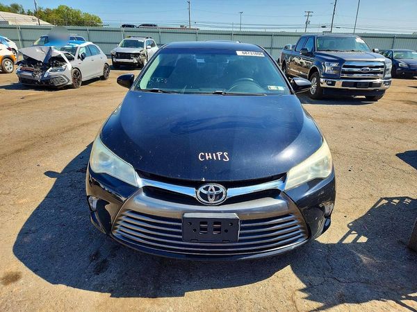 2015 TOYOTA CAMRY