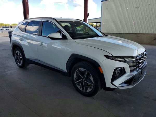2026 HYUNDAI TUCSON SEL, SEL Plus — Passenger 3/4