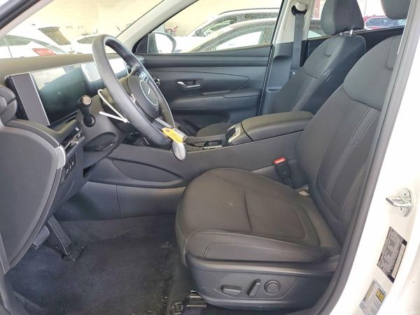 2026 HYUNDAI TUCSON SEL, SEL Plus — DENT