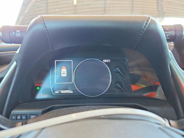 2019 LEXUS ES300 300h — ODOM