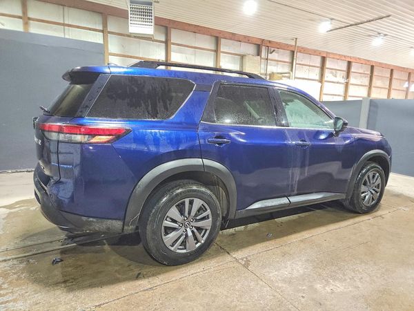 2024 NISSAN PATHFINDER SV