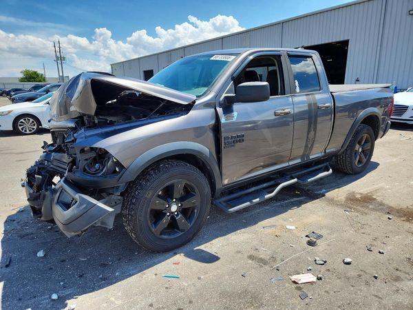 2019 RAM 1500 SLT — Front 3/4