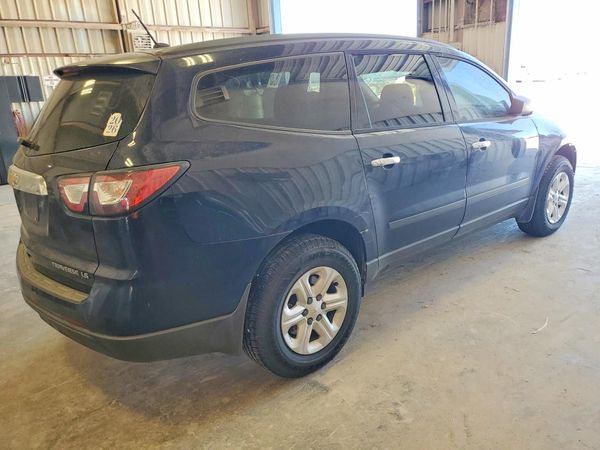 2015 CHEVROLET TRAVERSE LS