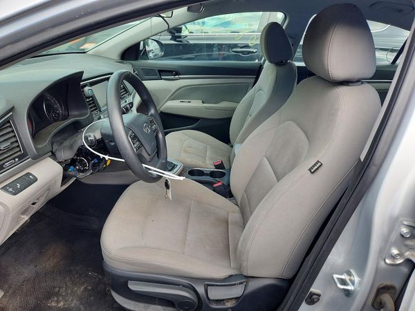 2018 HYUNDAI ELANTRA — DENT