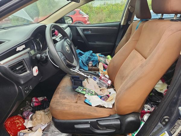 2015 TOYOTA COROLLA L/LE — DENT