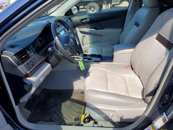 2014 TOYOTA CAMRY — DENT