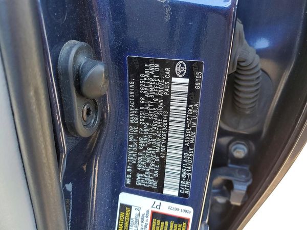 2014 TOYOTA CAMRY — VINS