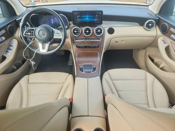 2021 MERCEDES-BENZ GLC GLC300-4M