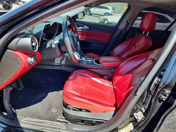2021 ALFA ROMEO GIULIA RWD — DENT
