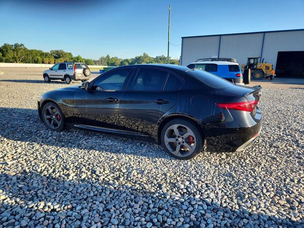 2017 ALFA ROMEO GIULIA RWD