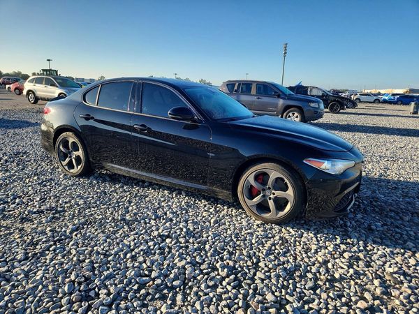 2017 ALFA ROMEO GIULIA RWD