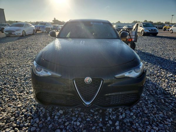 2017 ALFA ROMEO GIULIA RWD